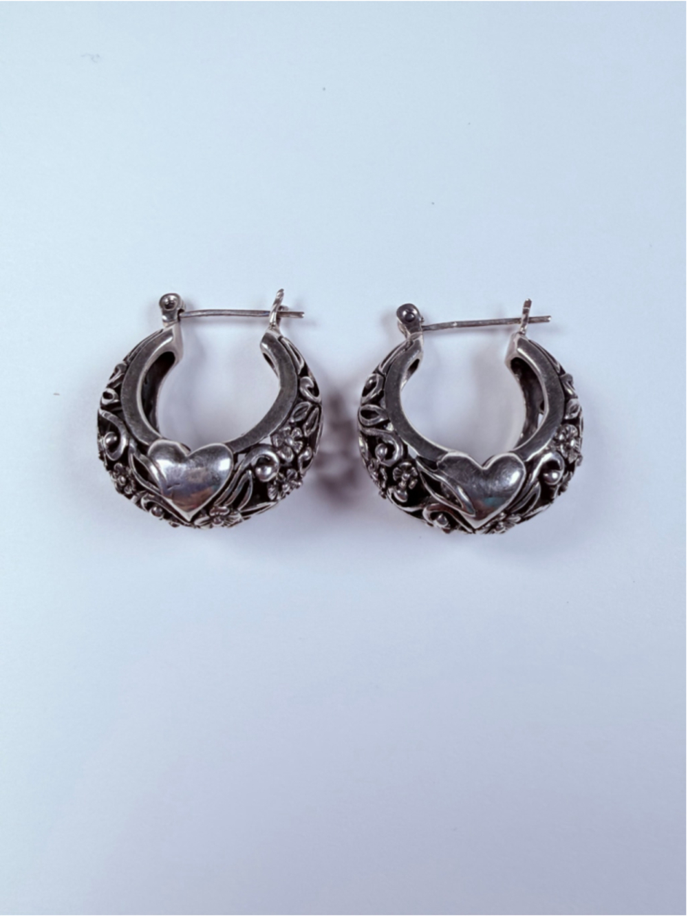 Classic Filigree Orante Heart Chunky Huggie Hoop 925 Sterling Silver Earrings
